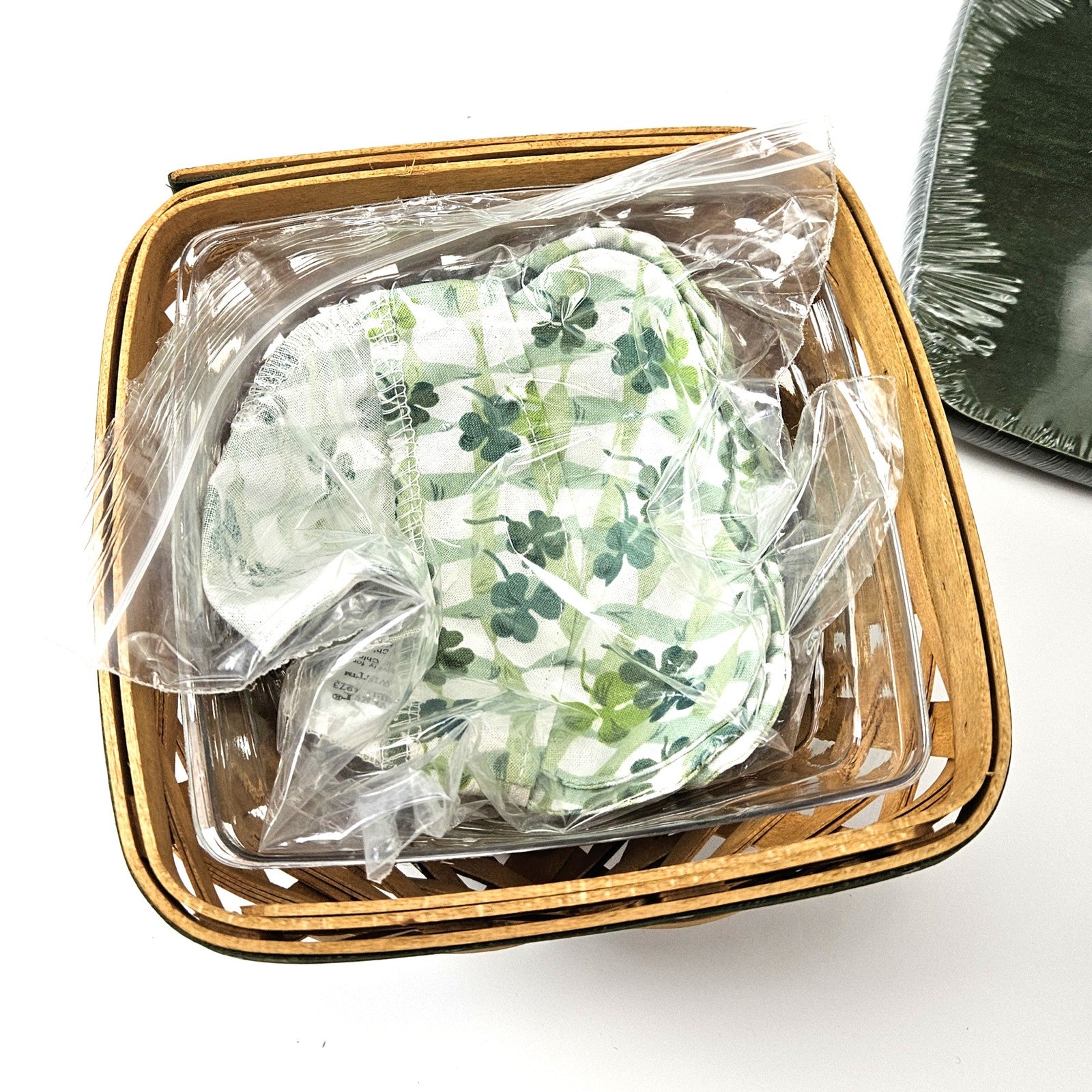2006 LONGABERGER LUCKY TWIST BASKET SET4