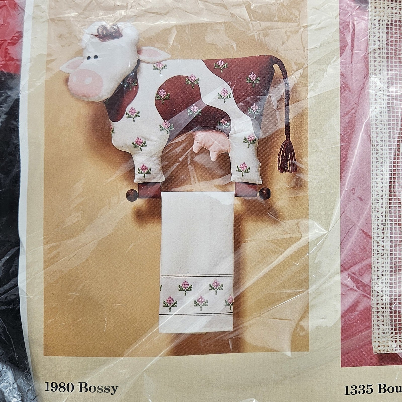 THE CREATIVE CIRCLE STAMPED EMBROIDERY KIT:  1980 BOSSY COW TOWEL & HANGER    LF0