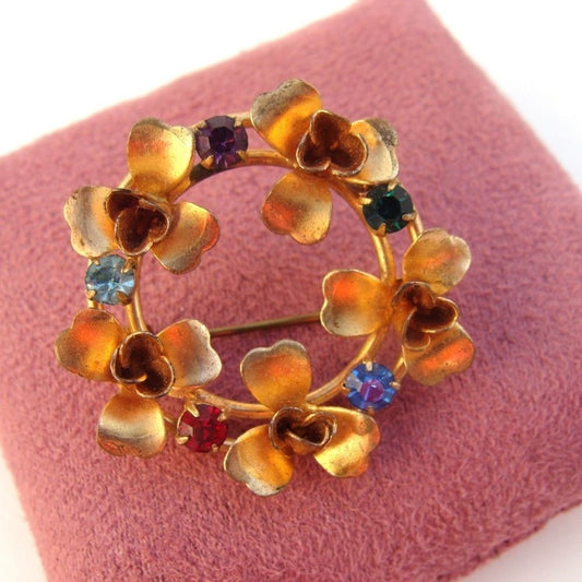VINTAGE AUSTRIA FLORAL RHINESTONE WREATH  BROOCH / PIN     HH0