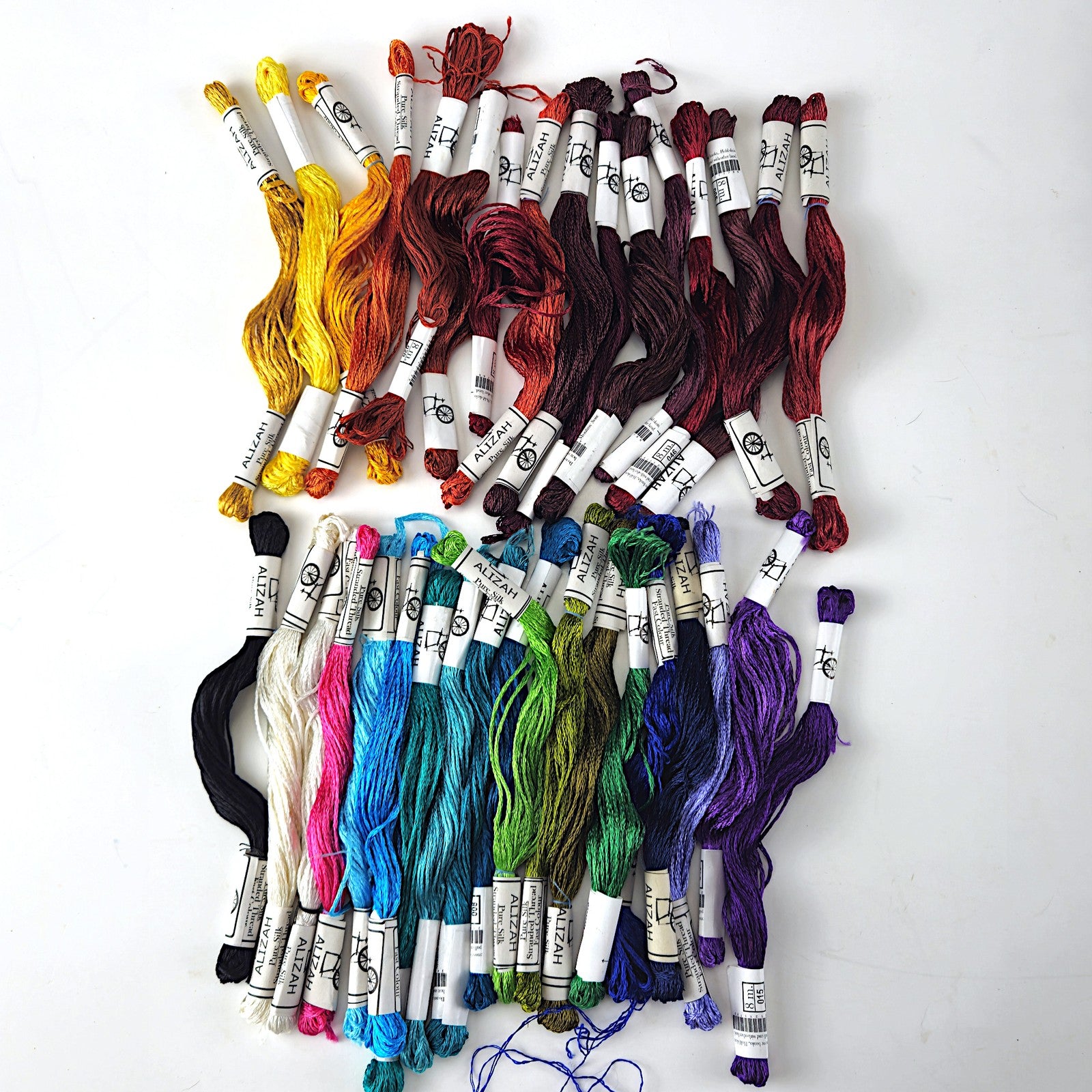 35 SKEINS RAYON SILK THREADS:  ALIZAH    BM0