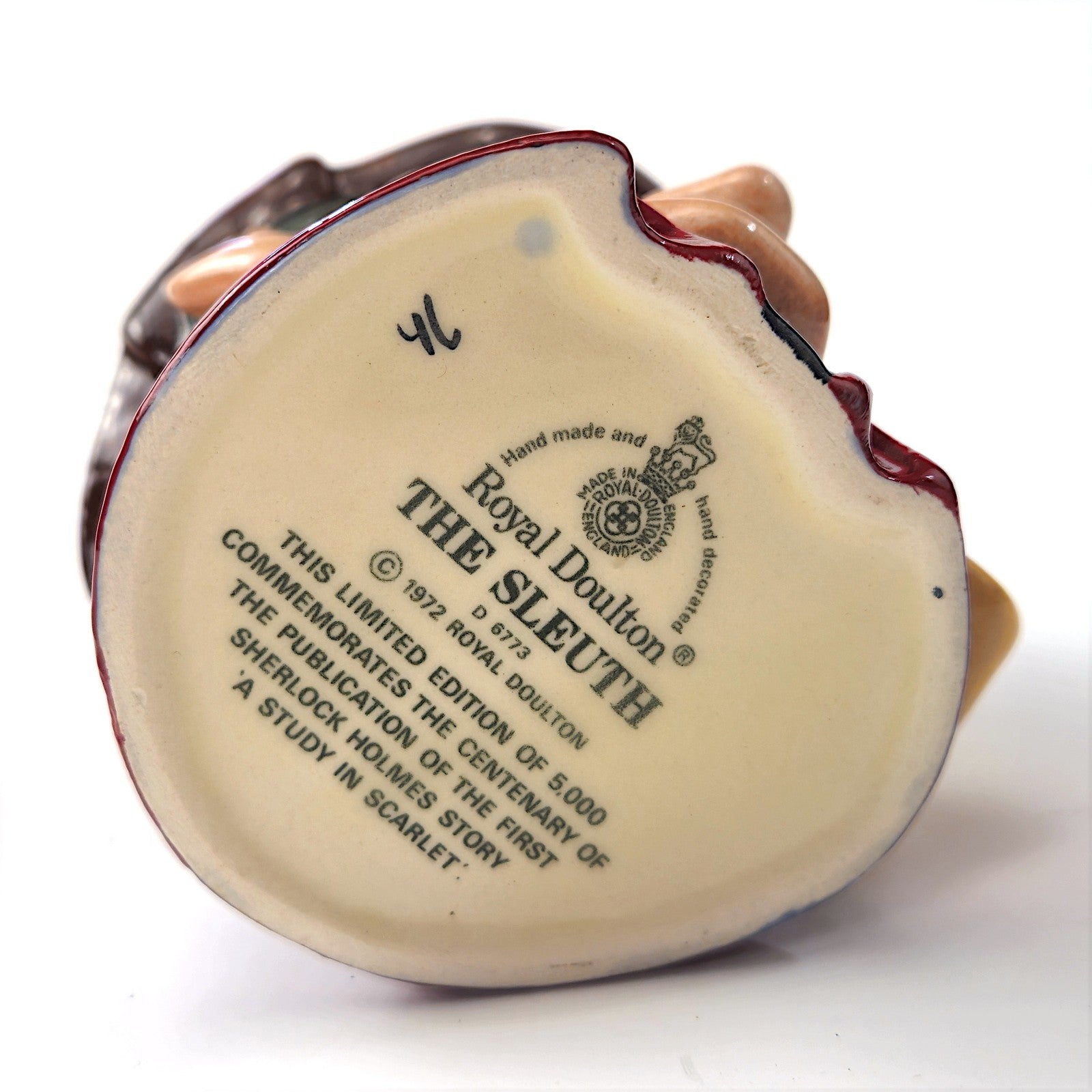 ROYAL DOULTON CHARACTER SMALL JUG: THE SLEUTH D6773 VAR. 2 NO BOX    KM4