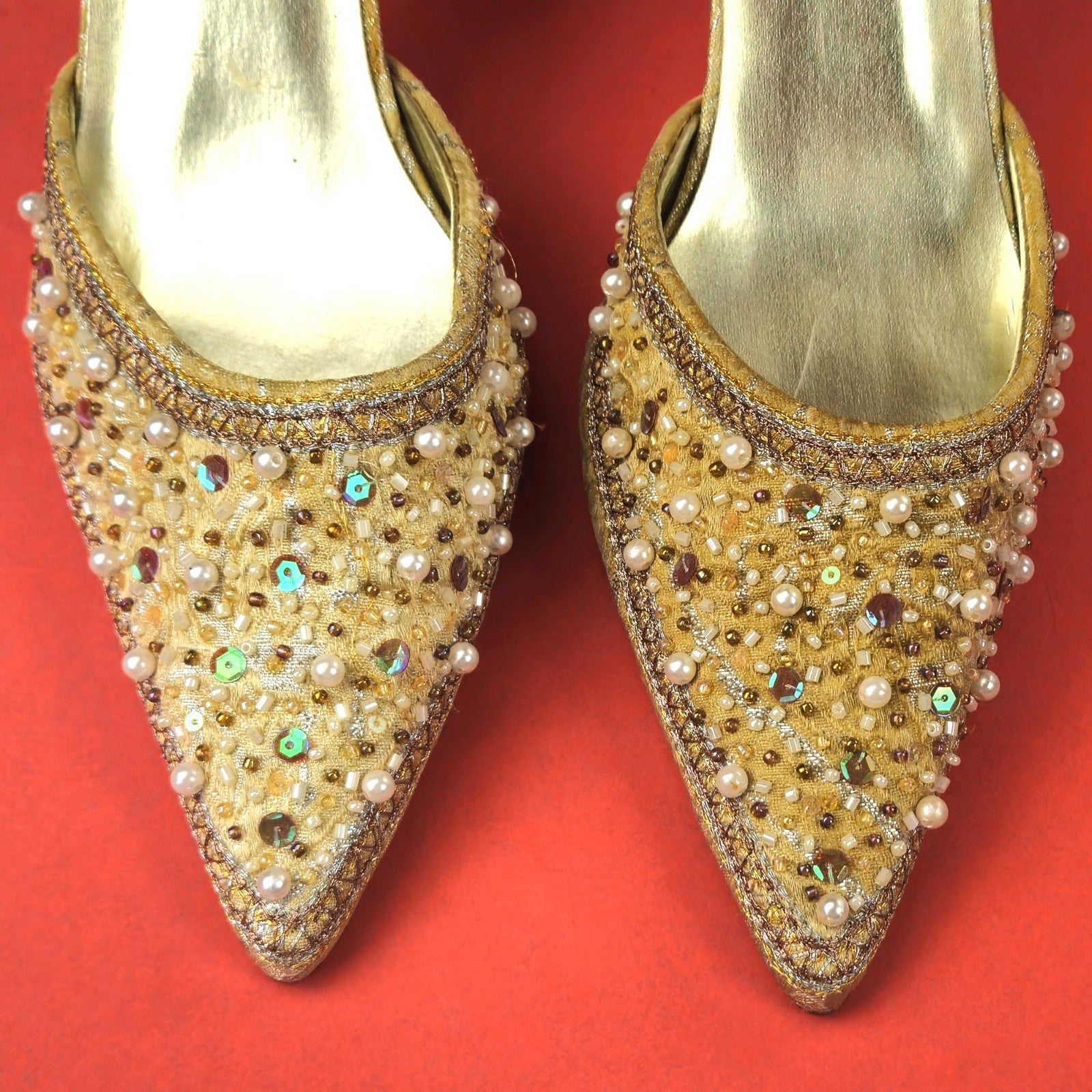 PREOWNED ANNE MICHELLE GLITTERY, SEQUIN, BEADED WOMENS HEELS SHOES SIZE 8   LF2